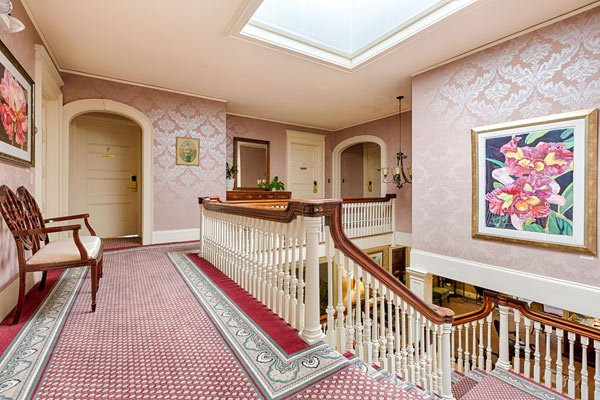 Caption Title - Lorem ipsum dolor sit amet