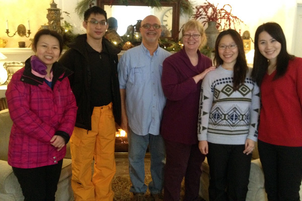 Caption Title - Lorem ipsum dolor sit amet