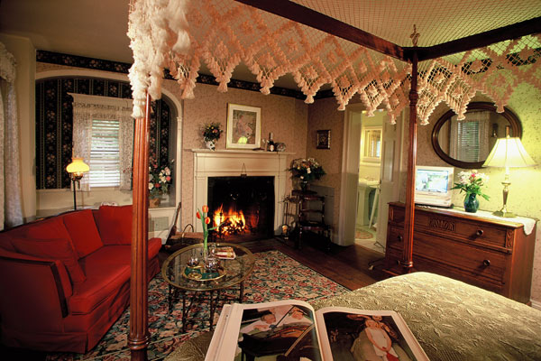 Caption Title - Lorem ipsum dolor sit amet